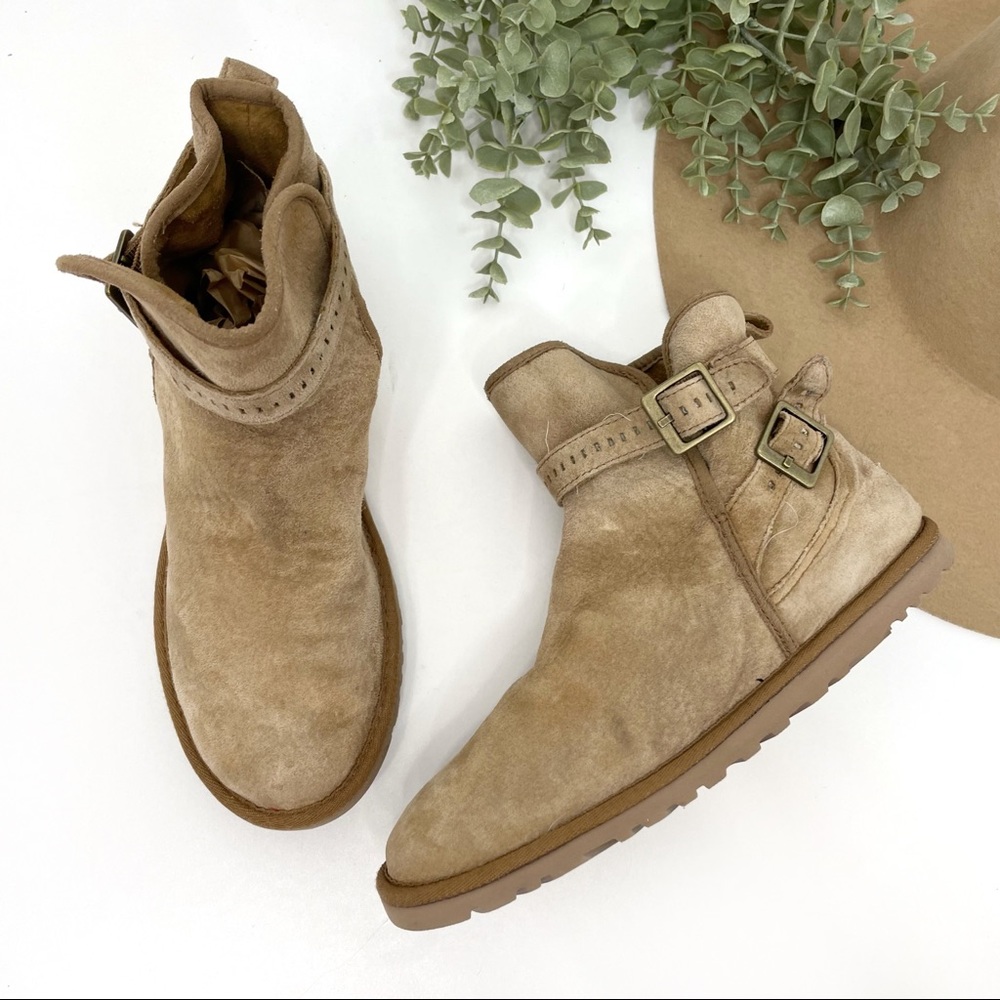 UGG • tan suede buckle ankle bootie